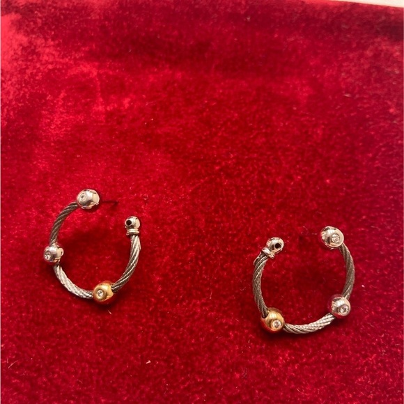 Chariol Sleek silver and Gold Piercing Earrings - Picture 5 of 6